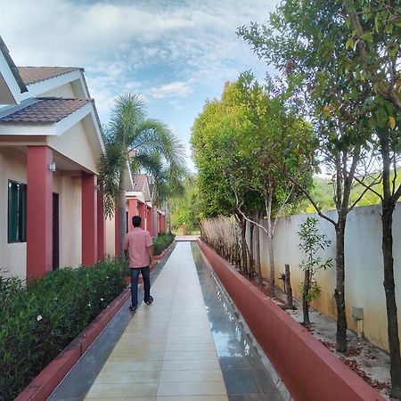 Nahdhoh Langkawi Resort Pantai Cenang  Buitenkant foto