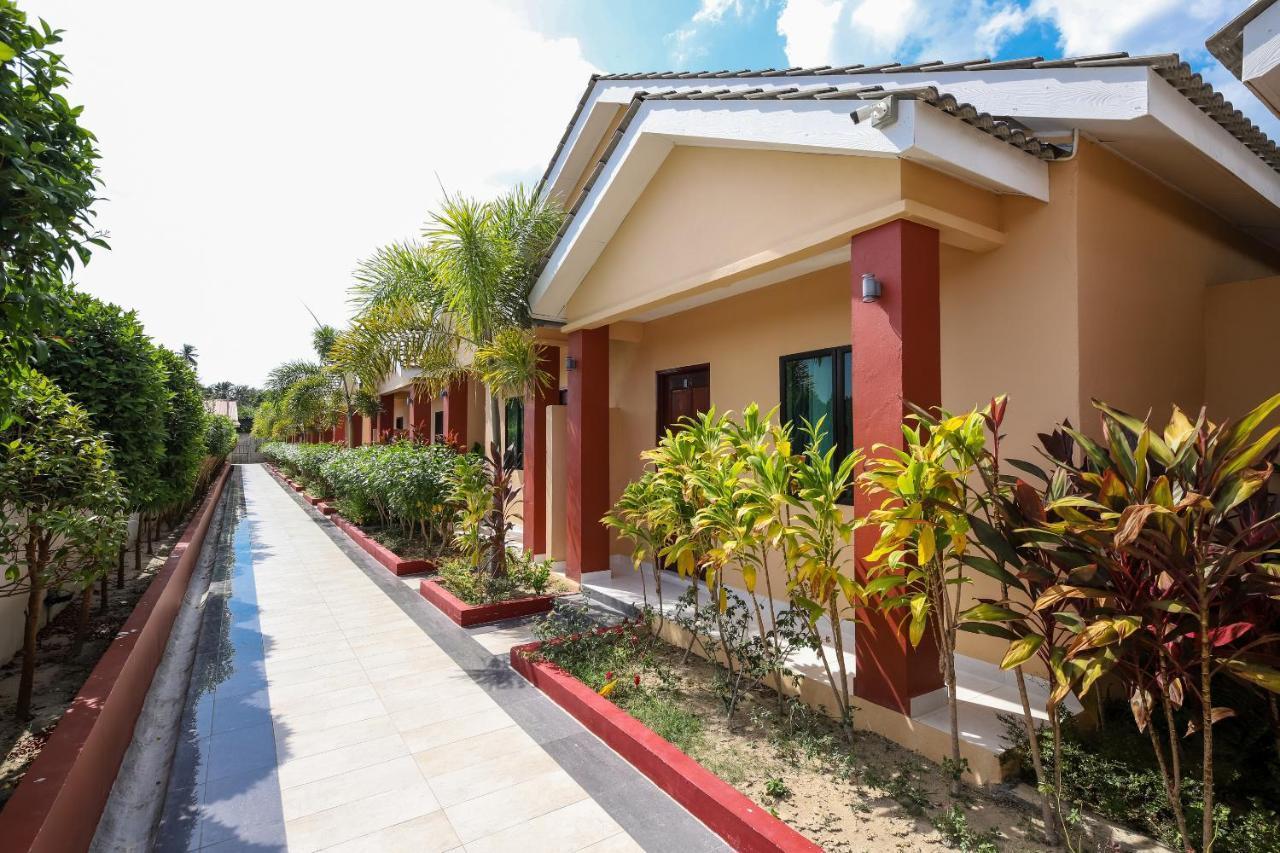 Nahdhoh Langkawi Resort Pantai Cenang  Buitenkant foto