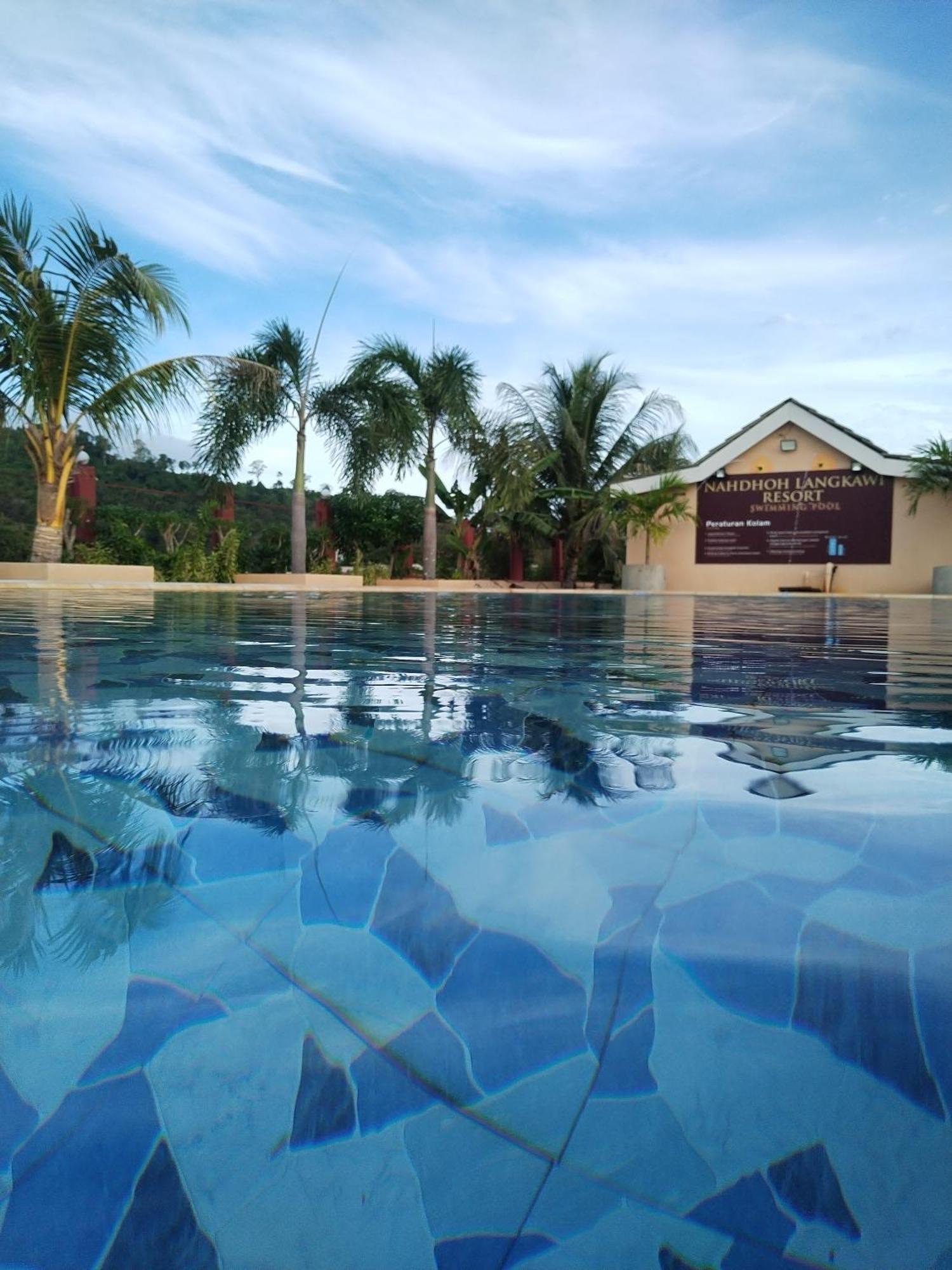 Nahdhoh Langkawi Resort Pantai Cenang  Buitenkant foto